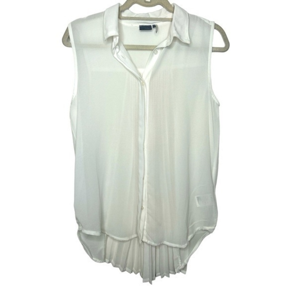 Urban Outfitters Sparkle & Fade White Pleated Back No Sleeve Blouse Size M